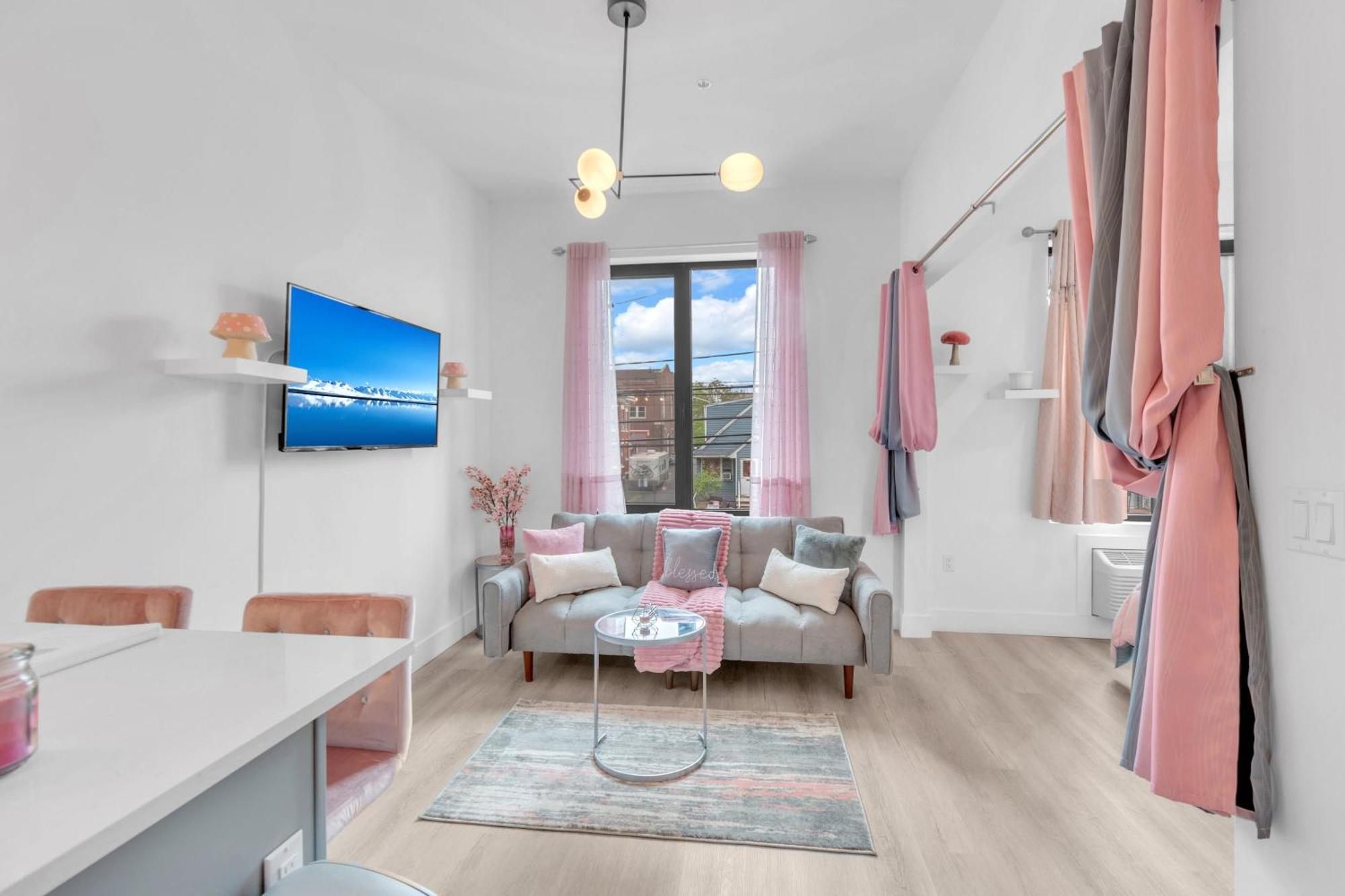 엘리자베스 Pink Heaven Indoor Pool, Free Parking, Near Nyc 아파트 외부 사진