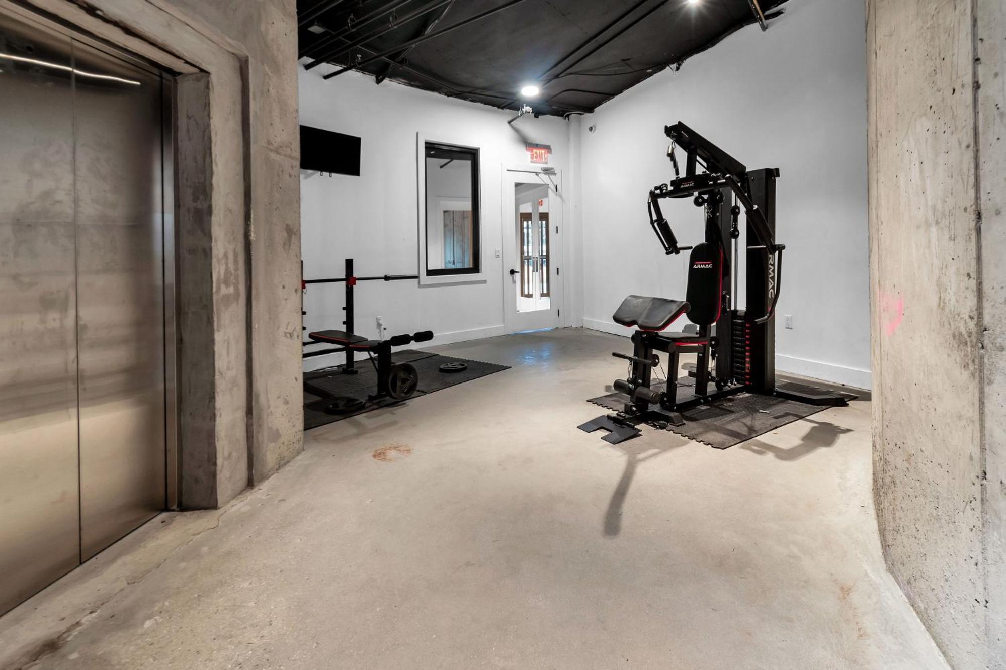 엘리자베스 Pink Heaven Indoor Pool, Free Parking, Near Nyc 아파트 외부 사진